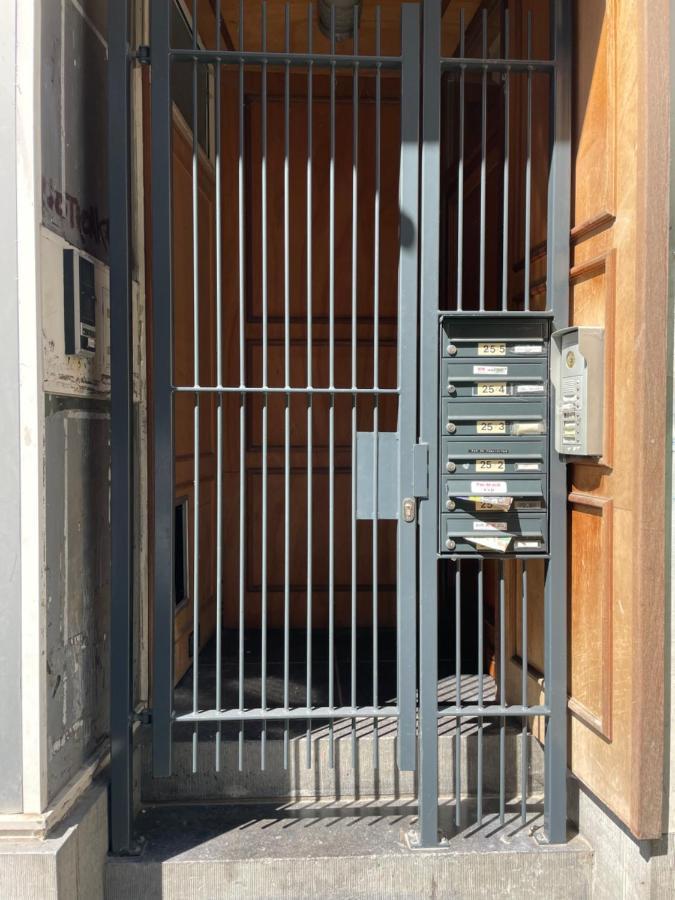 Le 25, Duplex Elegant Au Coeur Du Pietonnier Historique Apartment Namur Ngoại thất bức ảnh