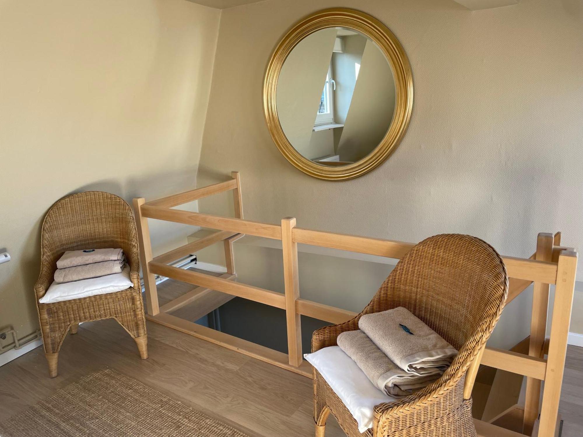 Le 25, Duplex Elegant Au Coeur Du Pietonnier Historique Apartment Namur Ngoại thất bức ảnh
